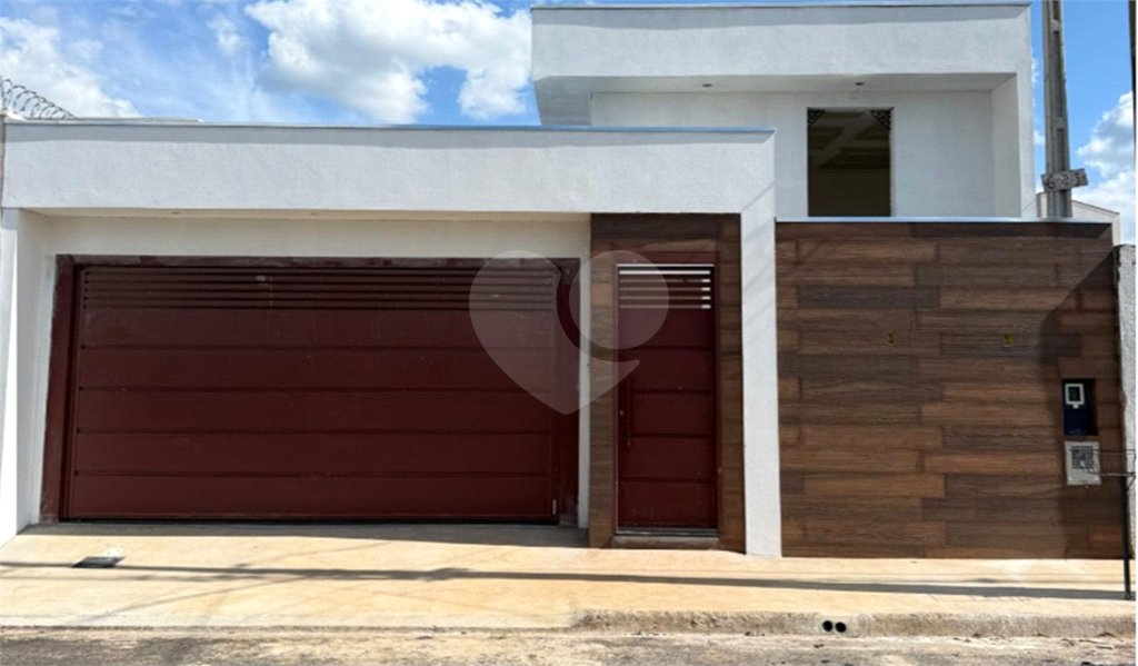 Casa no Embaré 3 quartos 1 suíte