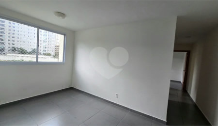 Apartamento à venda com 2 quartos em Jardim Íris, São Paulo, SP