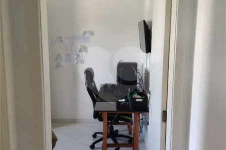 Apartamento à venda com 3 quartos, sendo 1 suíte,  em Vila Pagano, Valinhos, SP