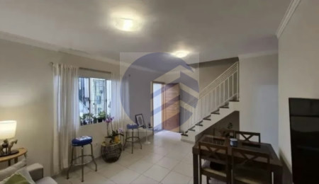 Casa à venda com 2 suítes em Jardim Monte Alegre, São Paulo, SP