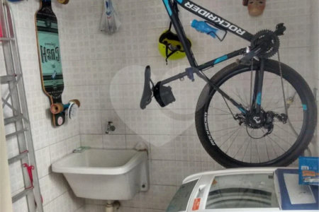 Linda Casa Sobrado a venda no Alto da Mooca com excelente acabamento, semi mobiliada com 2 suítes