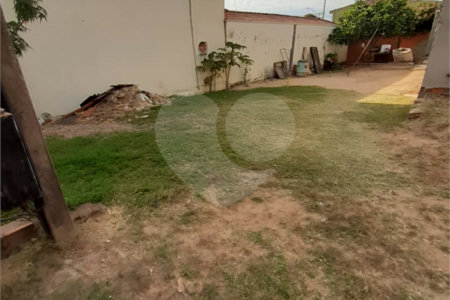 Casa no Antenor Garcia