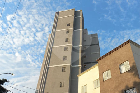 Excelente apartamento à venda, 2 quartos, ao lado do metrô Guilhermina-Esperança