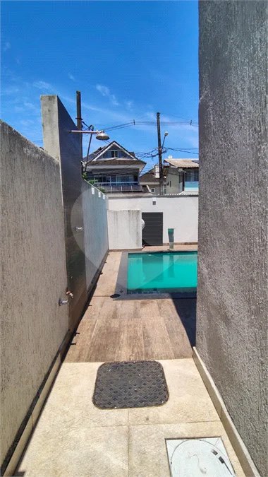DUPLEX ALTO PADRÃO VARGEM PEQUENA