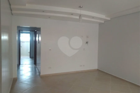 Apartamento com 3 dormitórios para alugar