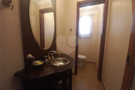 Linda casa com piscina localizada no melhor condomínio de Hortolândia - Green Park.