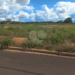 Terreno plano com 240,00 m² , localizado no Residencial Arcoville.