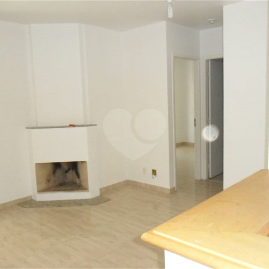 Apartamento à venda com 2 quartos, sendo 1 suíte, em Vila Hamburguesa, São Paulo, SP