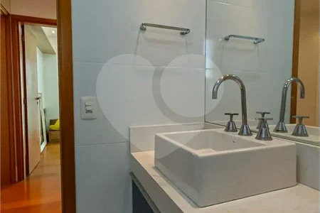 Apartamento de 103 m² no Jardim do Mar, com 3 dormitórios, 1 suíte, varanda gourmet, armários, 2 vagas e condomínio com lazer completo.