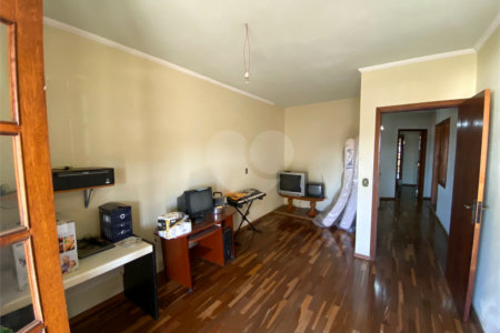 Casa/sobrado para venda com piscina no Santa Felícia Jardim