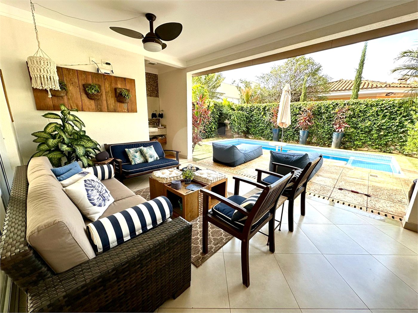 Casa com piscina à Venda no Residencial Damha II, São Carlos