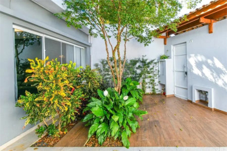 Sobrado à venda com 4 quartos, sendo 1 suíte, em Vila Cruzeiro, São Paulo, SP