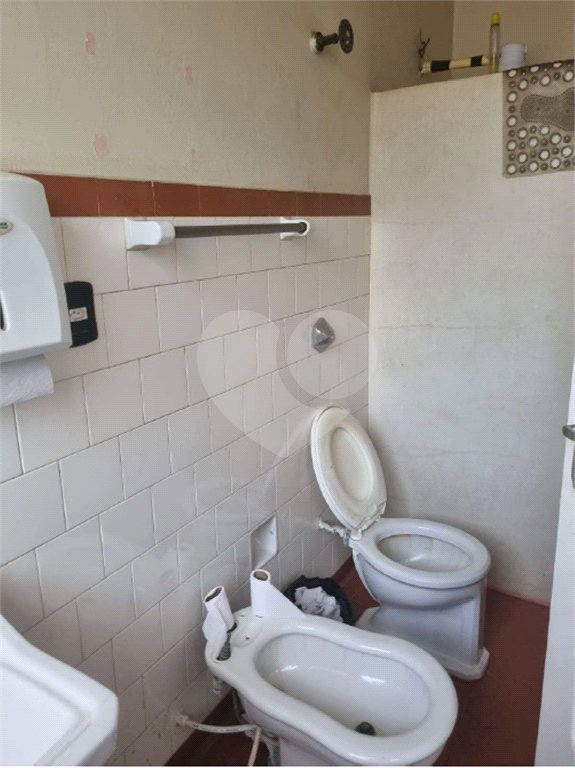 Casa Comercial no Centro .