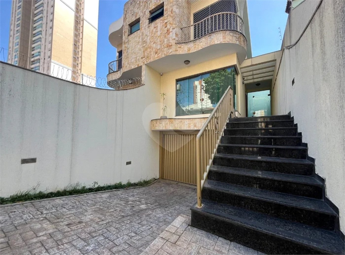Sobrado Á Venda com 3 Suítes - Jardim Anália Franco - São Paulo - SP