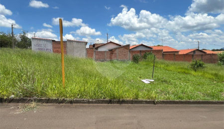 Terreno à venda no Centro, Descalvado, SP