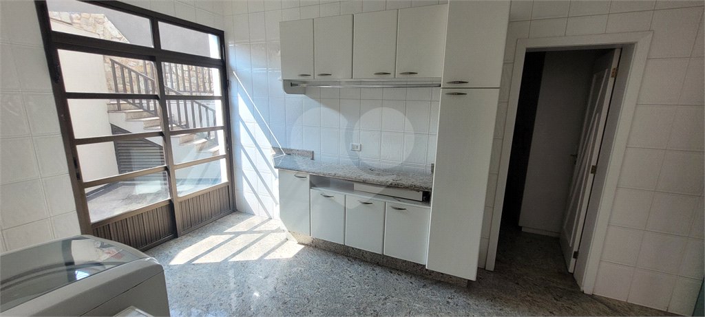 Sobrado de alto padrão com piscina e sauna no Jardim França