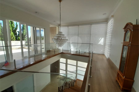 Casa à Venda no Condomínio Damha III – Elegância e Conforto para sua Família