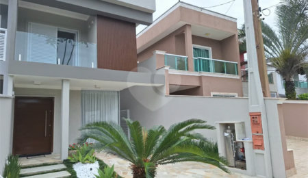 Casa à venda com 3 quartos, sendo 1 suíte,  em Morada da Praia, Bertioga, SP