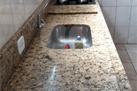 Sobrado à venda com 3 quartos em Jardim Bicão, São Carlos, SP