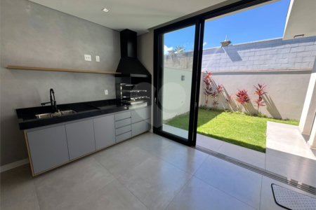 Casa Nova à Venda no Condomínio Villeneuve, São Carlos
