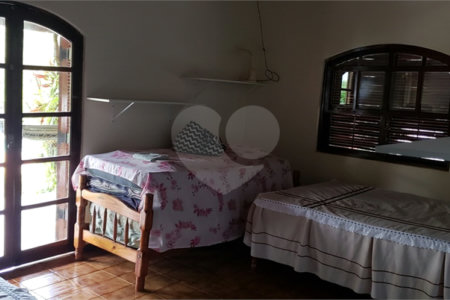 Sitio para venda.