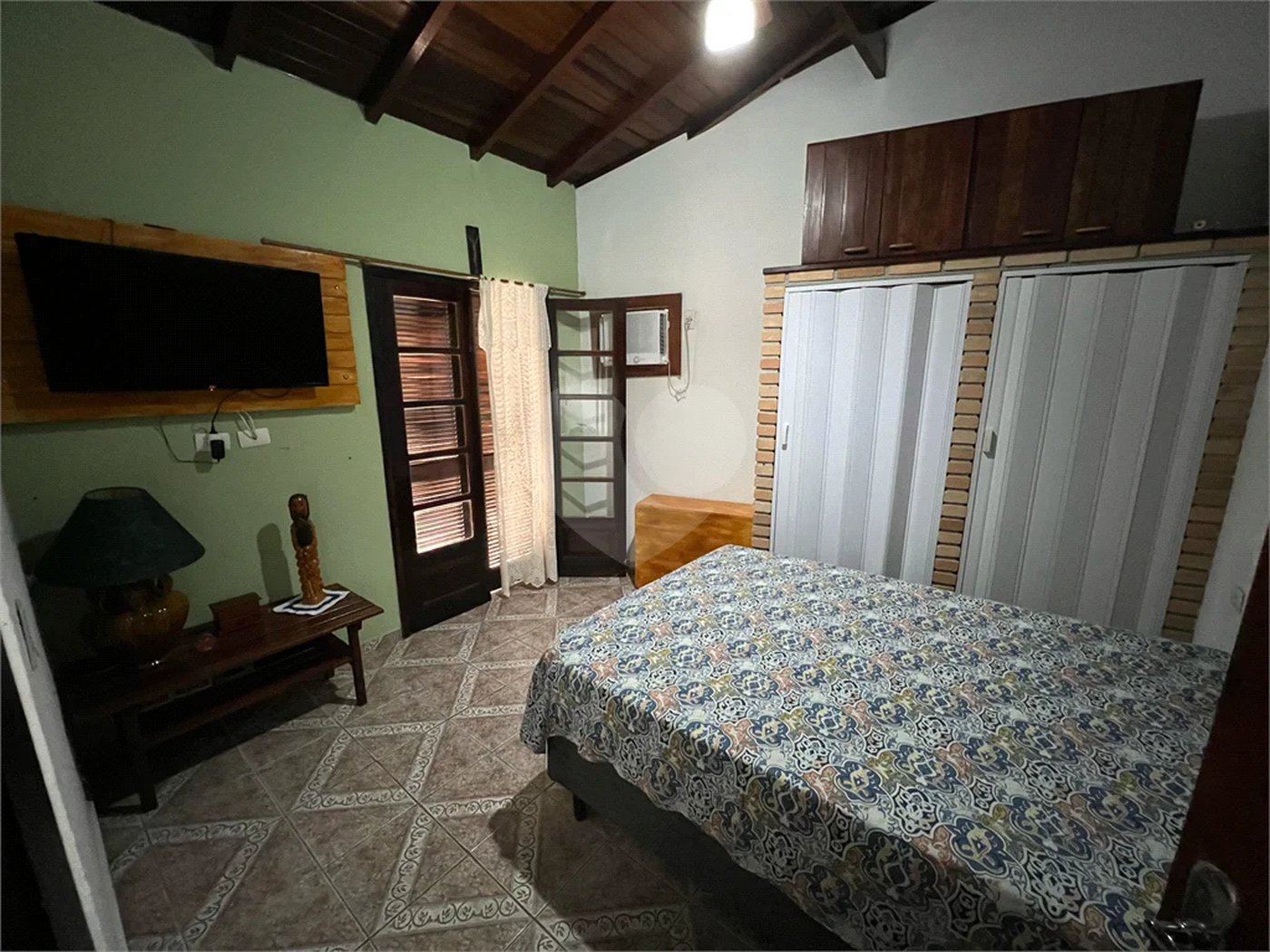 Casa à venda com 4 quartos, sendo 1 suíte,  em Costa do Sol, Bertioga, SP