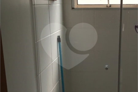 Apartamento com 2 dormitórios