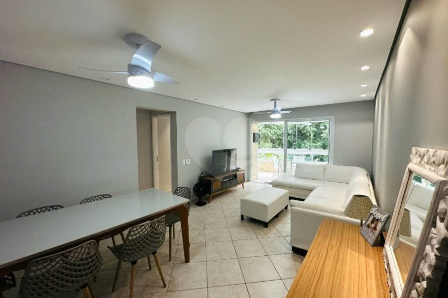 Apartamento à venda com 3 quartos, sendo 1 suíte,  em Riviera de São Lourenço, Bertioga, SP