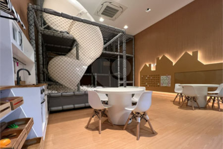 Apartamento Altíssimo Padrão à venda em Higienópolis