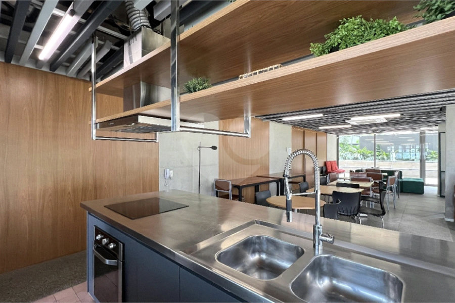 Elegância e Praticidade na Vila Madalena: Apartamento de 84 m² com 3 Dormitórios e 2 Vagas!