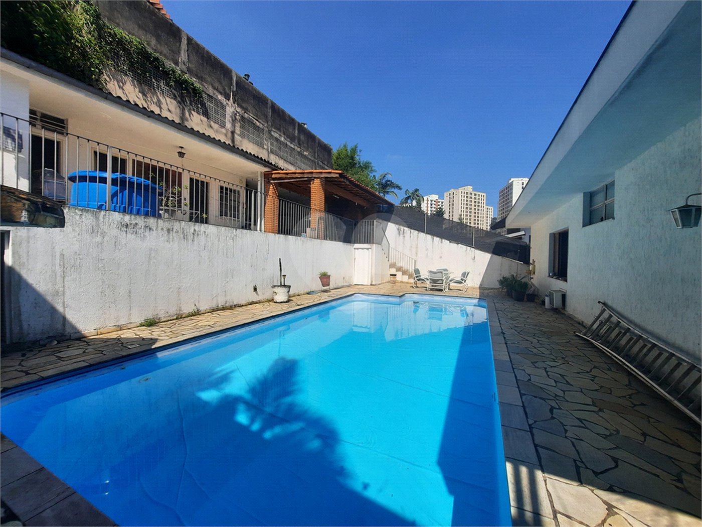 Casa com 4 quartos e 3 suítes com ótimo lazer no Jardim Marajoara