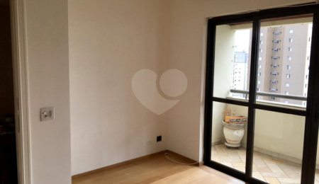 Apartamento à venda com 3 quartos, sendo 1 suíte, em Vila Andrade, São Paulo, SP