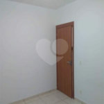 Apartamento no Condomínio Monte Logan.