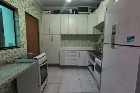 Sobrado à venda com 3 quartos, sendo 1 suíte, em Butantã, São Paulo, SP
