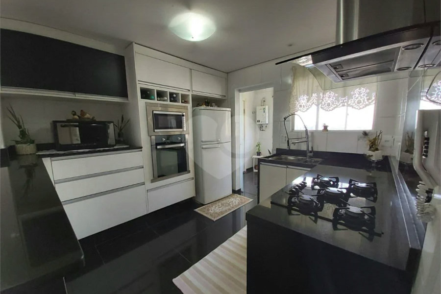Apartamento à venda com 3 quartos, sendo 1 suíte, em Vila Andrade, São Paulo, SP