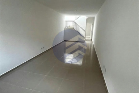 Sobrado à venda com 3 quartos, sendo 1 suíte, em Butantã, São Paulo - SP