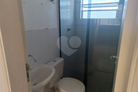 Apartamento no Condomínio Mont Royal