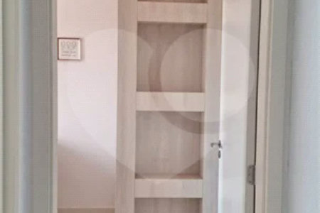Indaiatuba - Edificio Vila Helvetia - R$ 470,000,00 - Apartamento novo, mobiliado, completo, muito bem conservado e planejado,Localizado no 5° andar, o imóvel oferece uma vista para o estacionamento e a área verde, além de receber sol durante todo o dia, proporcionando ambientes naturalmente ilum