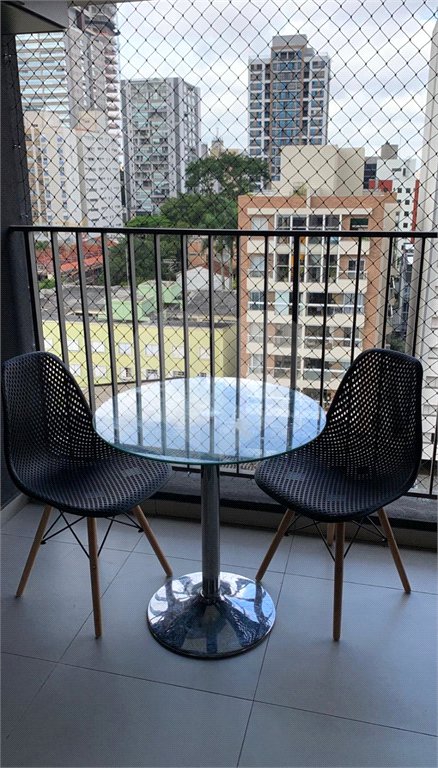 PINHEIROS - APARTAMENTO NOVO MOBILIADO