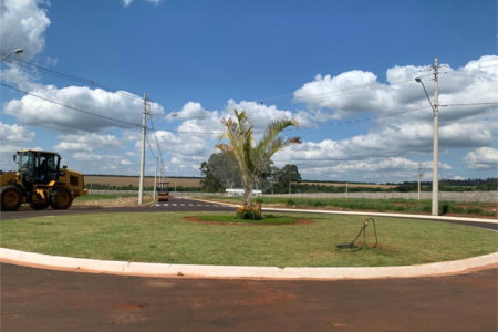 Terreno contendo 250,00 m² de área .