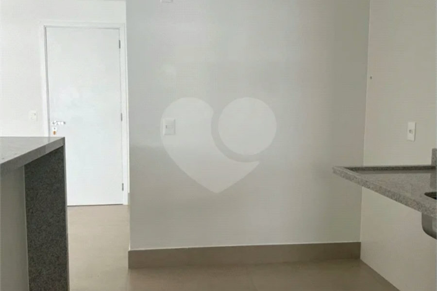 Apartamento à venda com 3 suítes em Riviera de São Lourenço, Bertioga, SP