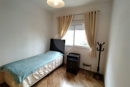 Apartamento de 145m2 com varanda gourmet 3 dormitórios e 2 vagas à venda na Chácara Klabin