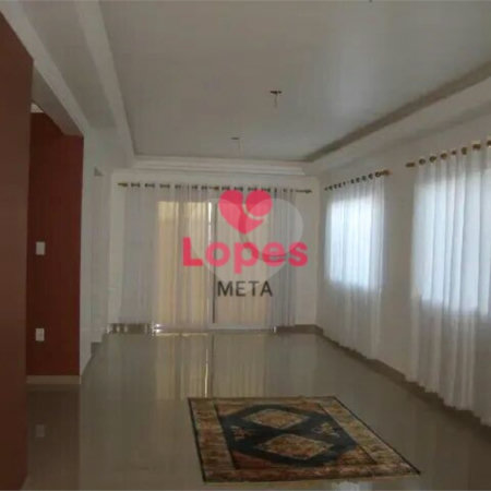 CASA A VENDA COM 300M², 3 DORMITORIOS, 4 BANHEIROS, 2 VAGAS - FLORADAS DO PARATEY - SÃO JOSÉ DOS CAM