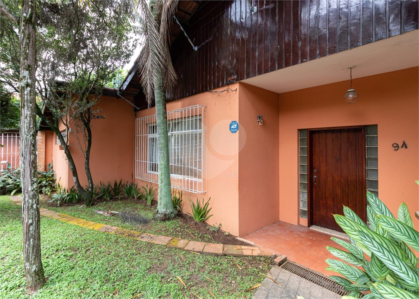 Casa térrea com 3 quartos sendo 1 suíte 2 vagas á venda em Alto da Boa Vista, São Paulo - SP