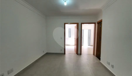 Apartamento à venda com 2 quartos em Vila Mangalot, São Paulo, SP