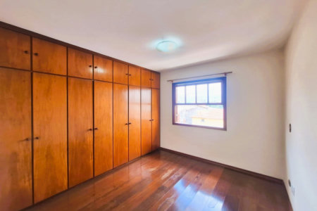 Casa à venda com 4 suítes, sendo 1 suíte externa, no Jardim Bonfiglioli, São Paulo - SP