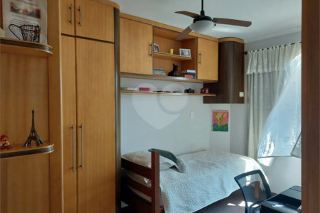 Apartamento de 70m² com 2 dormitórios e 1 vaga.