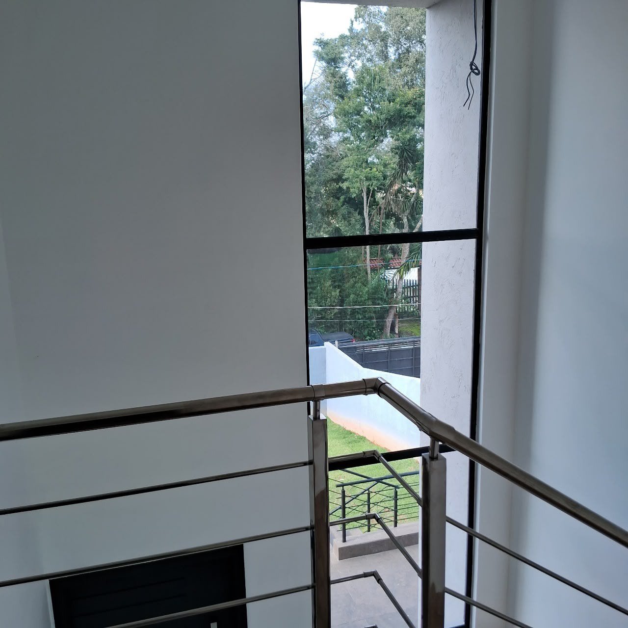 Sobrado à venda com 3 quartos, sendo 1 suíte, em Parque Rizzo, Cotia - SP