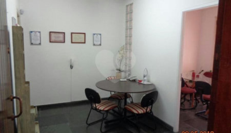 Casa Térrea à venda com 3 quartos, sendo 1 suíte,  em Ferreira, São Paulo, SP