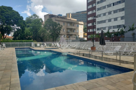 Apto no Cambuci de 55m2, com 2 dorms, 2 banheiros, 1 suíte, 1 vaga. Estuda permuta.